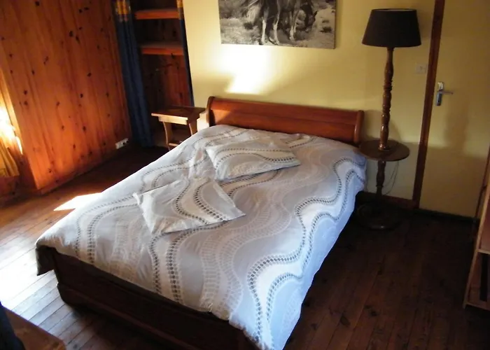 Chez Vous Chez Nous *